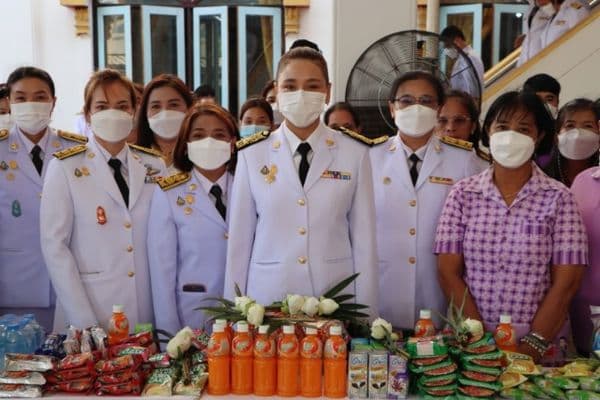 ภาพประกอบข่าว ลำดับที่ 5 จาก ร่วมกิจกรรมเฉลิมพระเกียรติสมเด็จพระนางเจ้าฯ พระบรมราชินี เนื่องในโอกาสวันเฉลิมพระชนมพรรษา 3 มิถุนายน 2566 (ภาคเช้า)