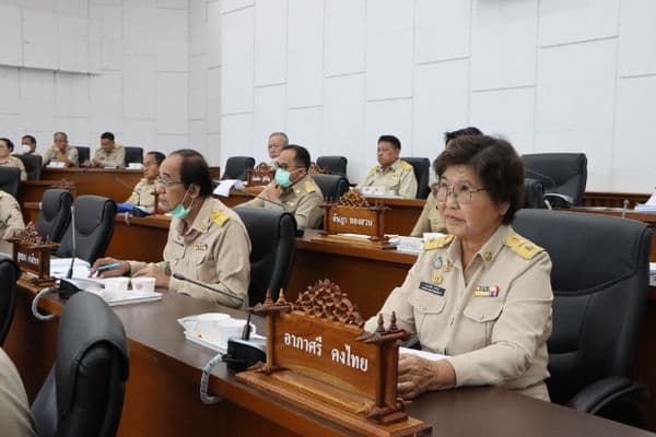 ภาพประกอบข่าว ลำดับที่ 9 จาก ประชุมสภาเทศบาลเมืองอุทัยธานี สมัยสามัญ สมัยแรก ประจำปี 2568