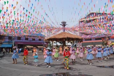ภาพประกอบข่าว ลำดับที่ 22 จาก กิจกรรมประเพณีสงกรานต์ประจำปี 2561