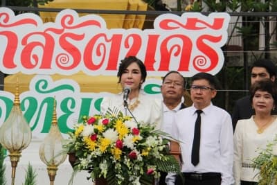 ภาพประกอบข่าว ลำดับที่ 4 จาก ประเพณีตักบาตรเทโว ประจำปี 2560
