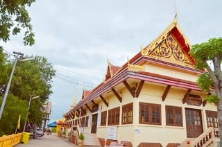 วัดสังกัสรัตนคีรี