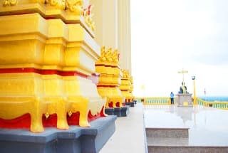 วัดสังกัสรัตนคีรี