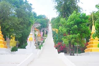 วัดสังกัสรัตนคีรี