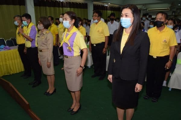 ภาพประกอบข่าว ลำดับที่ 4 จาก บรรยายหัวข้อ ความสำคัญของสถาบันพระมหากษัตริย์กับประเทศไทย ให้แก่นักเรียนโรงเรียนเทศบาลวัดหลวงราชาวาส