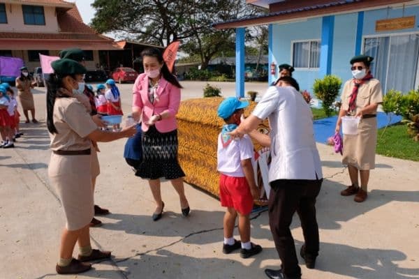 ภาพประกอบข่าว ลำดับที่ 9 จาก เปิดโครงการลูกเสือน้อยโรงเรียนเทศบาลบ้านปากกะบาด