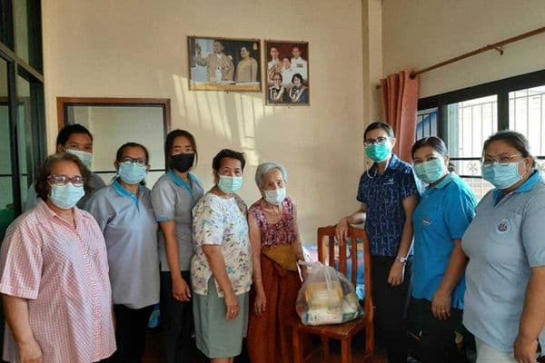 ภาพประกอบข่าว ลำดับที่ 6 จาก ออกเยี่ยมผู้สูงอายุที่มีภาวะติดบ้านและติดเตียงในเขตเทศบาลเมืองอุทัยธานี