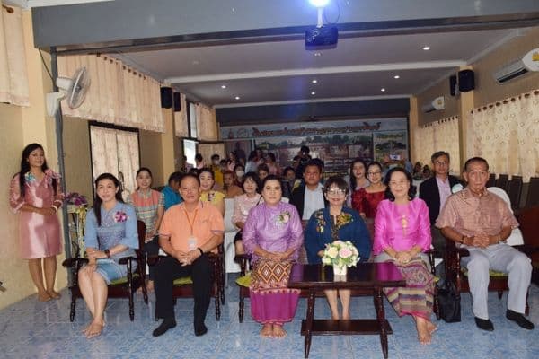 ภาพประกอบข่าว ลำดับที่ 2 จาก ร่วมงานมุฑิตาจิต คุณครูเนาวรัตน์ ชินชูศักดิ์ ครูโรงเรียนเทศบาลบ้านปากกะบาด