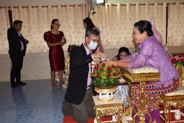 ภาพประกอบข่าว ลำดับที่ 24 จาก ร่วมงานมุฑิตาจิต คุณครูเนาวรัตน์ ชินชูศักดิ์ ครูโรงเรียนเทศบาลบ้านปากกะบาด