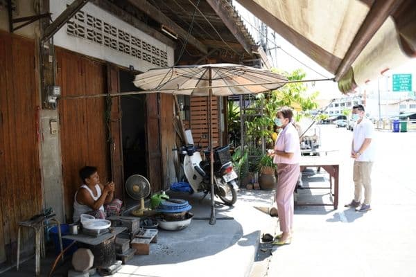 ภาพประกอบข่าว ลำดับที่ 1 จาก ตั้งจุดบริการรับลงทะเบียนฉีดวัคซีนโควิด-19 บริเวณห้าแยกวิทยุและบริเวณสวน 200 ปี