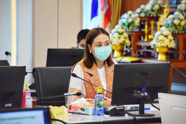 ภาพประกอบข่าว ลำดับที่ 3 จาก ร่วมประชุมคณะกรรมการโรคติดต่อจังหวัดอุทัยธานี