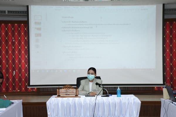ภาพประกอบข่าว ลำดับที่ 5 จาก ประชุมคณะกรรมการแก้ไขปัญหาที่อยู่อาศัยที่ดินทำกินและเมืองคุณภาพชีวิตฯ กับ พอช.