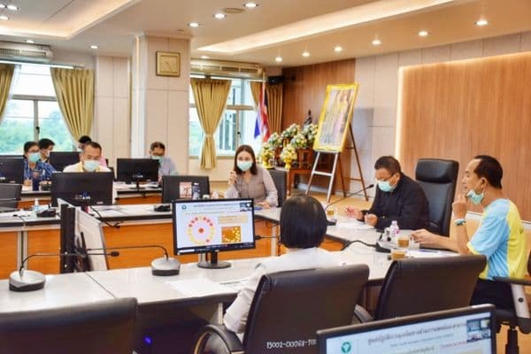 ภาพประกอบข่าว ลำดับที่ 6 จาก ร่วมประชุมคณะกรรมการ POC จังหวัดอุทัยธานี กรณีโรคติดเชื้อไวรัสโคโรนา 2019​ ( COVID-19​)