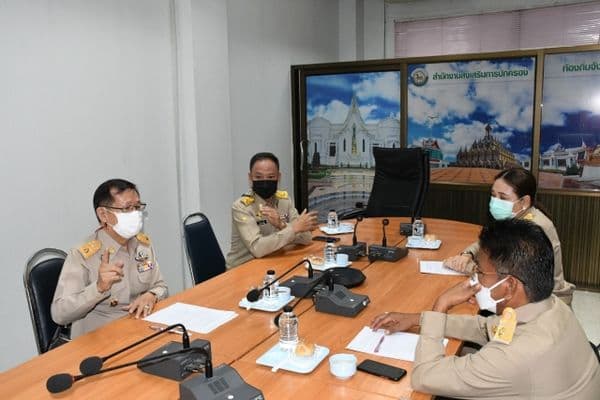 ภาพประกอบข่าว ลำดับที่ 2 จาก ร่วมประชุมเพื่อคัดเลือกผู้แทนจังหวัดฯ กรรมการเงินทุนส่งเสริมกิจการเทศบาลภาคเหนือ และได้รับคัดเลือกเป็นตัวแทนจังหวัดอุทัยธานี