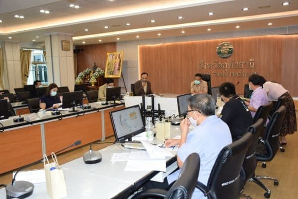 ภาพประกอบข่าว ลำดับที่ 6 จาก ร่วมประชุมคณะกรรมการอนุรักษ์และพัฒนากรุงรัตนโกสินทร์และเมืองเก่า