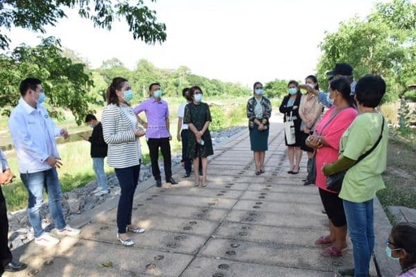 ภาพประกอบข่าว ลำดับที่ 2 จาก ลงพื้นที่รับฟังปัญหาชาวแพที่ได้รับความเดือดร้อนน้ำในแม่น้ำสะแกกรังตื้นเขิน