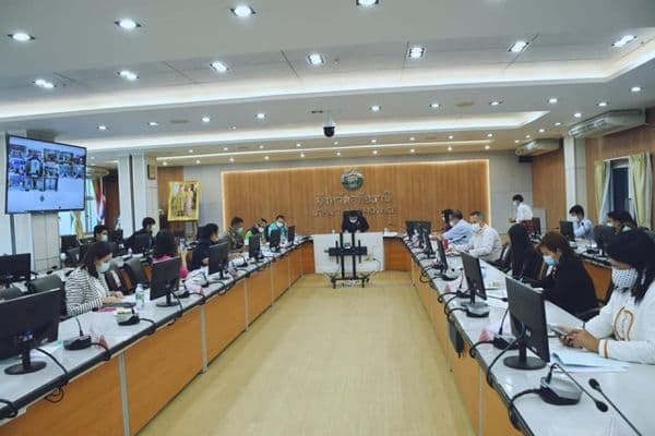 ภาพประกอบข่าว ลำดับที่ 2 จาก ร่วมประชุมคณะกรรมการการขับเคลื่อนไทยไปด้วยกันจังหวัดอุทัยธานี ครั้งที่ 1/2564