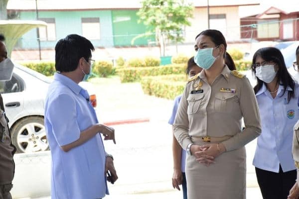 ภาพประกอบข่าว ลำดับที่ 6 จาก สำรวจสถานที่และเตรียมความพร้อมในการให้บริการฉีดวัคซีนโควิด-19 ให้แก่ประชาชน