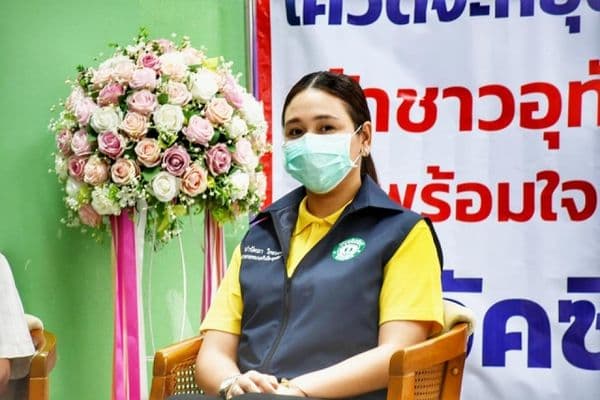ภาพประกอบข่าว ลำดับที่ 5 จาก นายกฯ ปานัดฌา ไทยเศรษฐ์ ร่วมรณรงค์ฉีดวัคซีนป้องกันโรคโควิด-19 จังหวัดอุทัยธานี