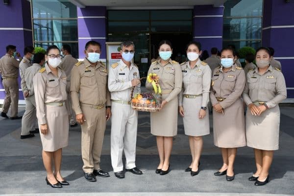 ภาพประกอบข่าว ลำดับที่ 5 จาก ให้การต้อนรับและแสดงความยินดีกับนายกฯปานัดฌา ไทยเศรษฐ์ ในโอกาสเข้ารับตำแหน่งนายกเทศมนตรีเมืองอุทัยธานี