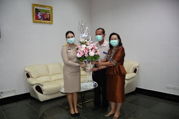 ภาพประกอบข่าว ลำดับที่ 7 จาก ให้การต้อนรับและแสดงความยินดีกับนายกฯปานัดฌา ไทยเศรษฐ์ ในโอกาสเข้ารับตำแหน่งนายกเทศมนตรีเมืองอุทัยธานี