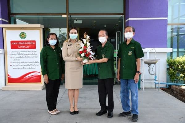 ภาพประกอบข่าว ลำดับที่ 10 จาก ให้การต้อนรับและแสดงความยินดีกับนายกฯปานัดฌา ไทยเศรษฐ์ ในโอกาสเข้ารับตำแหน่งนายกเทศมนตรีเมืองอุทัยธานี