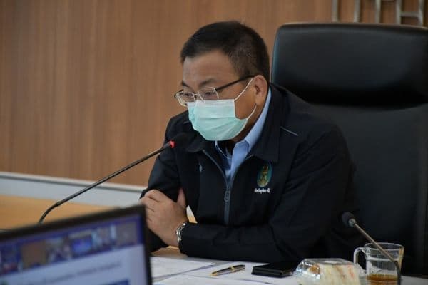 ภาพประกอบข่าว ลำดับที่ 2 จาก ร่วมประชุมคณะกรรมการ POC จังหวัดอุทัยธานี กรณีโรคติดเชื้อไวรัสโคโรนา 2019 (COVID-19)