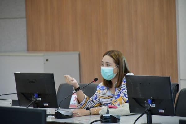 ภาพประกอบข่าว ลำดับที่ 1 จาก ร่วมประชุม War Room ตอบโต้ ติดตามประเมินสถานการณ์ และหารือในการแก้ไขปัญหากา​รแพร่ระบาด​ของ​โร​คติดเชื้อไ​วรัสโคโรนา​ 2019​ (COVID-​ 19)