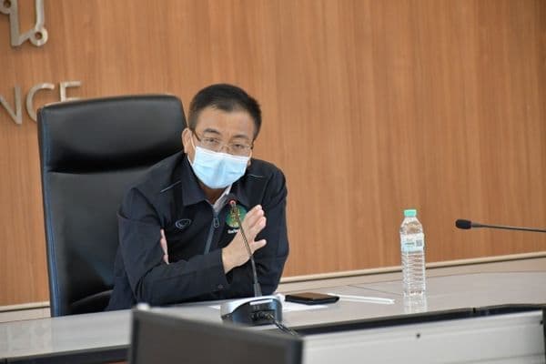 ภาพประกอบข่าว ลำดับที่ 3 จาก ร่วมประชุม War Room ตอบโต้ ติดตามประเมินสถานการณ์ และหารือในการแก้ไขปัญหากา​รแพร่ระบาด​ของ​โร​คติดเชื้อไ​วรัสโคโรนา​ 2019​ (COVID-​ 19)