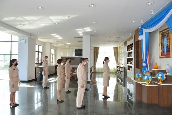 ภาพประกอบข่าว ลำดับที่ 2 จาก เปิดกรวยกระทงดอกไม้ ถวายราชสักการะเบื้องหน้าพระบรมฉายาลักษณ์สมเด็จพระนางเจ้าสิริกิติ์