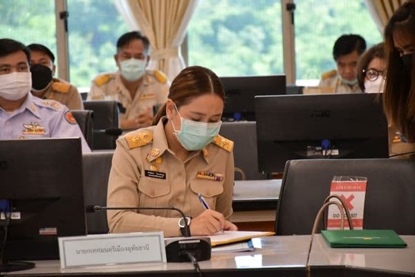ภาพประกอบข่าว ลำดับที่ 11 จาก ร่วมประชุมคณะกรรมการจัดการสิ่งปฏิกูลและมูลฝอยจังหวัดอุทัยธานี