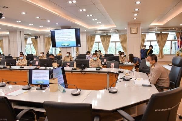 ภาพประกอบข่าว ลำดับที่ 12 จาก ร่วมประชุมคณะกรรมการจัดการสิ่งปฏิกูลและมูลฝอยจังหวัดอุทัยธานี