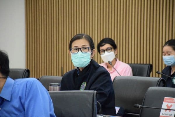 ภาพประกอบข่าว ลำดับที่ 2 จาก ร่วมประชุม War Room ติดตาม ประเมินสถานการณ์ และหารือแก้ไขปัญหากา​รแพร่ระบาด​ของ​โร​คติดเชื้อไ​วรัสโคโรนา​ 2019
