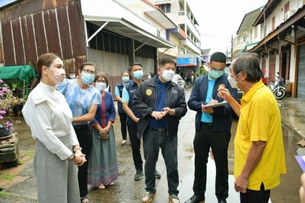 ภาพประกอบข่าว ลำดับที่ 4 จาก ตรวจเยี่ยมบ้านผู้ป่วยโรคมะเร็งในเขตเทศบาลเมืองอุทัยธานี
