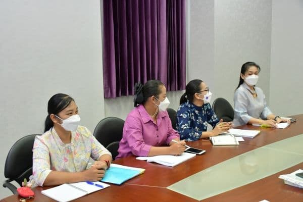 ภาพประกอบข่าว ลำดับที่ 5 จาก ประชุมมอบนโยบาย​แนวทางการพัฒนาโรงเรียนและการจัดการเรียนการสอนภายใต้สถานการณ์การแพร่ระบาดของโรคติดเชื้อไวรัสโคโรนา 2019 (COVID-19)