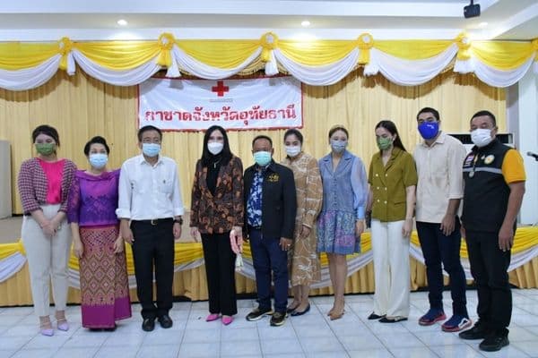 ภาพประกอบข่าว ลำดับที่ 3 จาก ร่วมส่งและแสดงความยินดีแก่นายณรงค์ รักร้อย ผู้ว่าราชการจังหวัดอุทัยธานี ในโอกาสย้ายไปดำรงตำแหน่งผู้ว่าราชการจังหวัดสมุทรสาคร