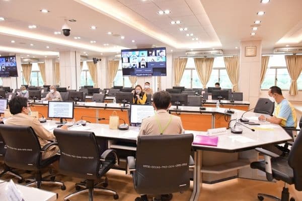 ภาพประกอบข่าว ลำดับที่ 3 จาก ร่วมประชุมคณะอนุกรรมการอนุรักษ์และพัฒนาเมืองเก่าอุทัยธานี ครั้งที่2/2564