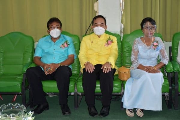 ภาพประกอบข่าว ลำดับที่ 6 จาก งานแสดงมุทิตาจิตครูโรงเรียนเทศบาลวัดหลวงราชาวาสฯ