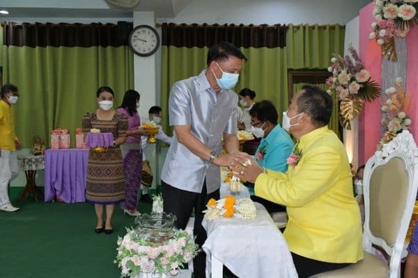 ภาพประกอบข่าว ลำดับที่ 26 จาก งานแสดงมุทิตาจิตครูโรงเรียนเทศบาลวัดหลวงราชาวาสฯ
