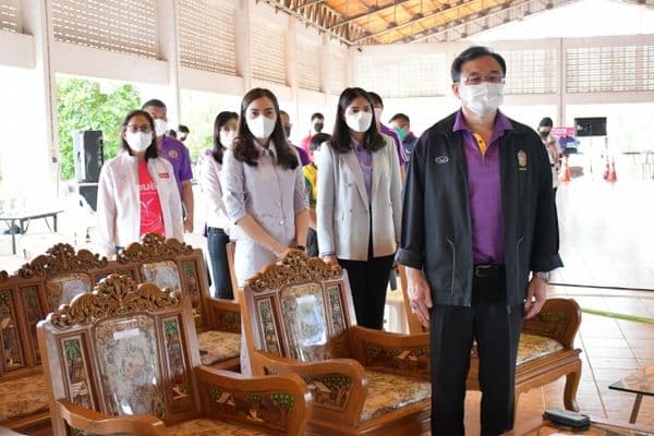 ภาพประกอบข่าว ลำดับที่ 13 จาก ร่วมพิธีเปิดและรับโล่ผู้สนับสนุนการจัดการแข่งขันจักรยานปั่นเพื่อชีวิต Sport Tourism Bike ๔ All