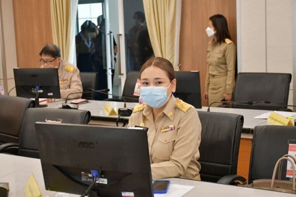 ภาพประกอบข่าว ลำดับที่ 1 จาก ประชุมคณะกรมการจังหวัด และหัวหน้าส่วนราชการจังหวัดอุทัยธานี ครั้งที่ 8/2564