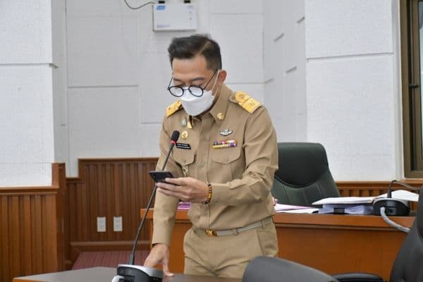 ภาพประกอบข่าว ลำดับที่ 2 จาก ประชุมสภาเทศบาลเมืองอุทัยธานี สมัยสามัญ สมัยที่ 3 ครั้งที่ 2 ประจำปี 2564