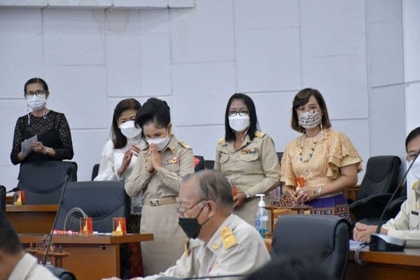 ภาพประกอบข่าว ลำดับที่ 10 จาก ประชุมสภาเทศบาลเมืองอุทัยธานี สมัยสามัญ สมัยที่ 3 ครั้งที่ 2 ประจำปี 2564