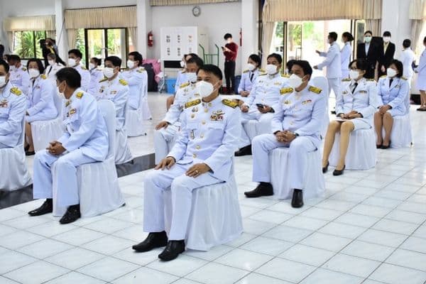 ภาพประกอบข่าว ลำดับที่ 2 จาก ร่วมพิธีวางพวงมาลาถวายราชสักการะพระบาทสมเด็จพระจอมเกล้าเจ้าอยู่หัว รัชกาลที่ 4 เนื่องในวันคล้ายวันสวรรคต
