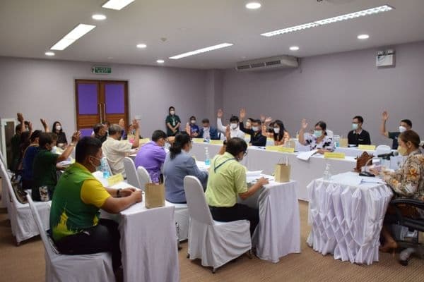 ภาพประกอบข่าว ลำดับที่ 3 จาก ประชุมคณะกรรมการพัฒนาเทศบาลเมืองอุทัยธานี ครั้งที่ 2/2564