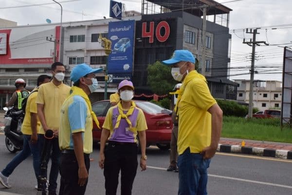 ภาพประกอบข่าว ลำดับที่ 4 จาก กิจกรรมจิตอาสาพัฒนา ขุดลอกลำรางสาธารณะ บริเวณถนนทางหลวงหมายเลข 333 เนื่องในวันคล้ายวันสวรรคตพระบาทสมเด็จ พระบรมชนกาธิเบศร มหาภูมิพลอดุลยเดชมหาราช บรมนาถบพิตร