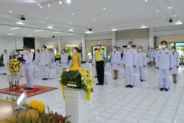 ภาพประกอบข่าว ลำดับที่ 7 จาก พิธีเนื่องในวันคล้ายวันสวรรคต พระบาทสมเด็จพระบรมชนกาธิเบศร มหาภูมิพลอดุลยเดชมหาราช บรมนาถบพิตร