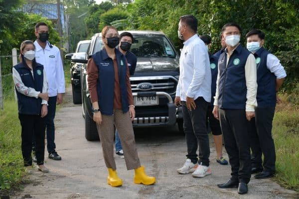 ภาพประกอบข่าว ลำดับที่ 2 จาก ลงพื้นที่ตรวจสอบระดับน้ำ พร้อมเฝ้าระวังระดับน้ำที่ไหลมาในพื้นที่เขตเทศบาลเมืองอุทัยธานี