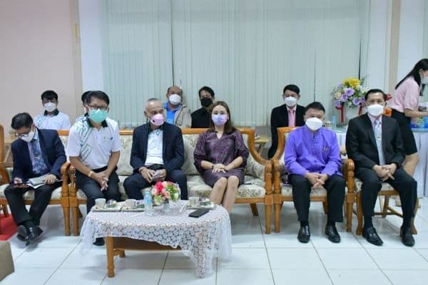 ภาพประกอบข่าว ลำดับที่ 1 จาก ร่วมพิธีเปิดการอบรมโครงการพัฒนาผู้บริหารและครูสู่วิทยฐานะที่สูงขึ้น