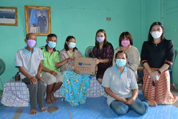 ภาพประกอบข่าว ลำดับที่ 1 จาก ลงพื้นที่เยี่ยมบ้านผู้พิการทางการมองเห็น 2 รายในเขตเทศบาลเมืองอุทัยธานี