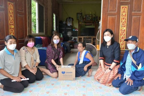 ภาพประกอบข่าว ลำดับที่ 3 จาก ลงพื้นที่เยี่ยมบ้านผู้พิการทางการมองเห็น 2 รายในเขตเทศบาลเมืองอุทัยธานี